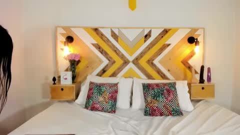 Snapshot of nicole_haley chatting on 03-01-25, 05:49 Nicole Haley online show from 03-01-25, 05:49