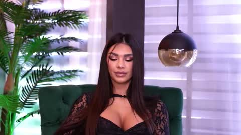 Snapshot of nicoledevin chatting on 09-19-25, 08:38 Nicole online show from 09-19-25, 08:38