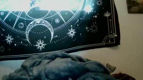 Nicole online show from 04-08-26, 11:59