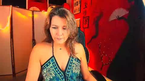 Snapshot of nicolehits chatting on 10-18-25, 09:21 nicolehits online show from 10-18-25, 09:21