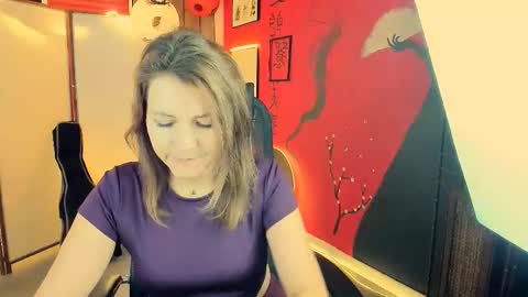 Snapshot of nicolehits chatting on 11-02-25, 09:11 nicolehits online show from 11-02-25, 09:11