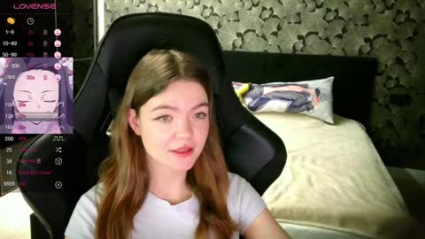 NicoleMeew online show from 01-28-25, 10:45