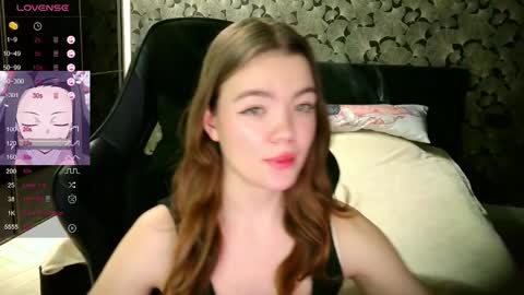 NicoleMeew online show from 02-06-25, 11:54