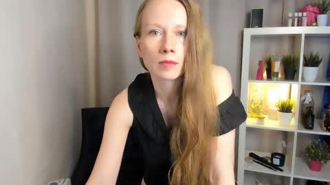 Nicole online show from 05-13-26, 12:46