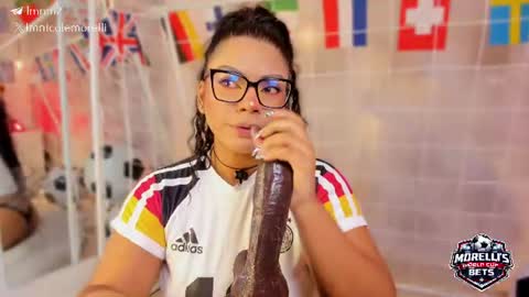 Snapshot of nicolemorelli2 chatting on 06-14-26, 04:42 Andrea give it a thumbs up please its important online show from 06-14-26, 04:42
