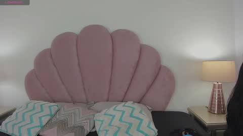 NICOLE online show from 09-16-25, 12:28