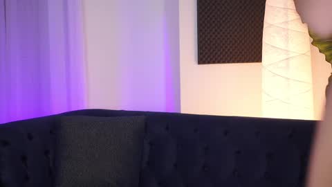 Sarah online show from 02-13-25, 07:52