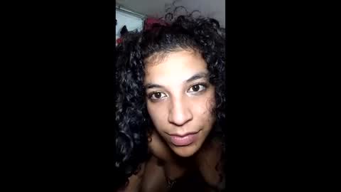 Snapshot of nicoll_williams420 chatting on 04-25-26, 02:47 Nicoll Williams online show from 04-25-26, 02:47