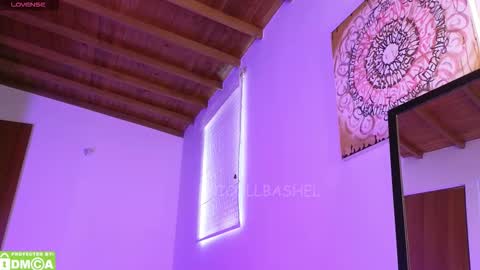 Nicoll  Independent model online show from 09-26-25, 04:00