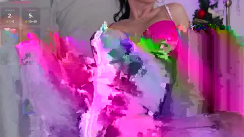 Snapshot of nicollediazz chatting on 12-27-24, 11:39 Nicolle online show from 12-27-24, 11:39