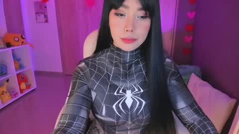 Snapshot of nicollemeyer chatting on 04-30-26, 06:53 Nicolle Go to Visit online show from 04-30-26, 06:53