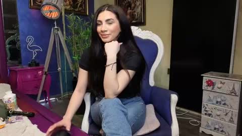 Nicolle online show from 03-01-25, 08:45