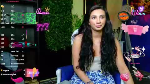 Snapshot of nicollepalmer chatting on 06-12-26, 09:19 Nicolle online show from 06-12-26, 09:19