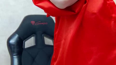 Snapshot of nicollereyn chatting on 02-25-25, 11:11 Nicolle online show from 02-25-25, 11:11