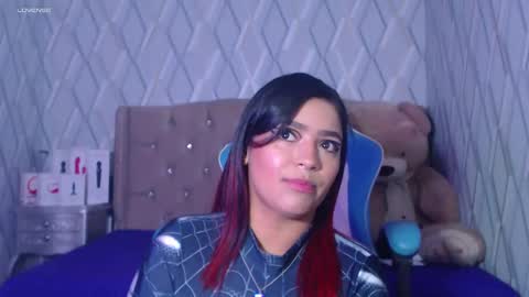 Nicolle Miley online show from 01-19-25, 06:42