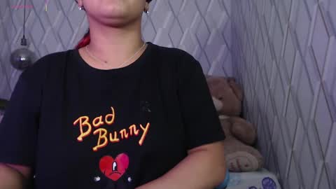 Nicolle Miley online show from 03-05-25, 02:14