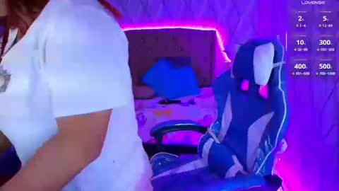 Nicolle Miley online show from 09-24-25, 04:05