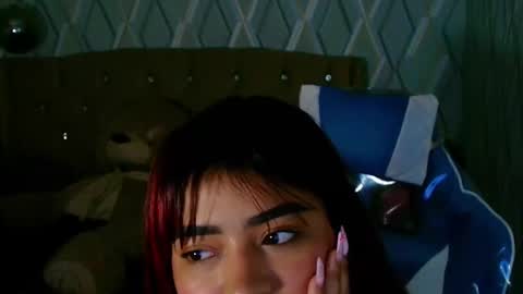 Nicolle Miley online show from 03-01-26, 04:25