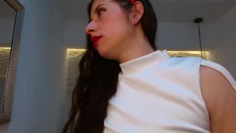 Nicollet online show from 03-16-26, 04:40