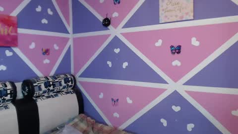 Snapshot of nicolleth_coquette chatting on 05-15-26, 11:12 NICOLLETH online show from 05-15-26, 11:12