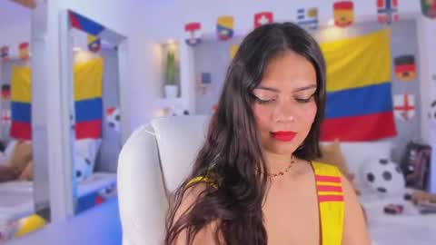 Snapshot of nicolsantoss chatting on 07-07-26, 11:47 Nicol online show from 07-07-26, 11:47