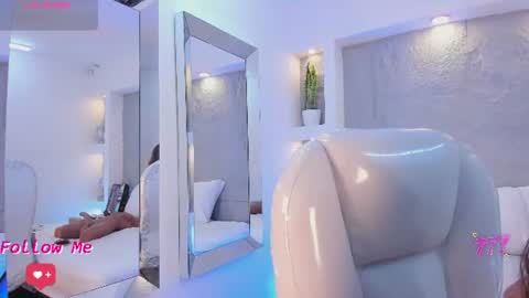 Snapshot of nicolsantoss chatting on 07-09-26, 11:47 Nicol online show from 07-09-26, 11:47
