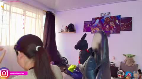 Snapshot of nicorobinn chatting on 06-16-26, 09:28 Lizzie online show from 06-16-26, 09:28