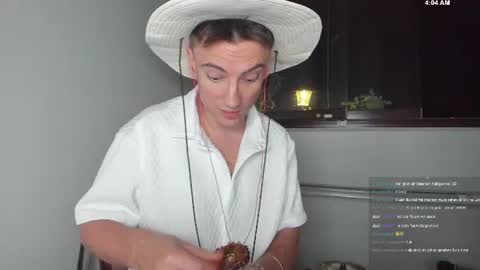 Snapshot of nicoslowmoo chatting on 07-20-26, 02:04 NicoSlowmoo online show from 07-20-26, 02:04