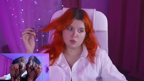 Snapshot of nielletablossom chatting on 01-27-25, 11:54 Nellie online show from 01-27-25, 11:54