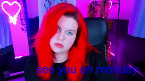 Snapshot of nielletablossom chatting on 02-22-25, 01:57 Nellie online show from 02-22-25, 01:57