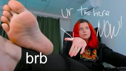 Snapshot of nielletablossom chatting on 09-18-25, 10:50 Nellie online show from 09-18-25, 10:50