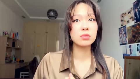 Snapshot of nievesshippey chatting on 02-17-26, 04:42 Hanna online show from 02-17-26, 04:42