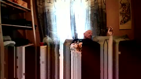 Snapshot of nigelsroom chatting on 11-20-25, 10:15 NaughtyDaddy online show from 11-20-25, 10:15