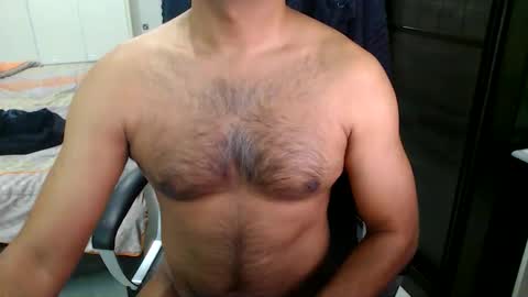 Snapshot of night_rider09711 chatting on 01-04-25, 08:17 night_rider09711 online show from 01-04-25, 08:17