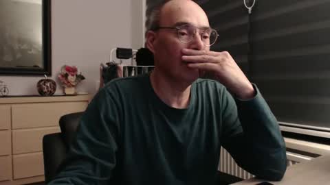 nightkeeper63 online show from 10-04-25, 12:19