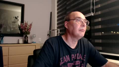 Snapshot of nightkeeper63 chatting on 07-07-26, 09:41 nightkeeper63 online show from 07-07-26, 09:41