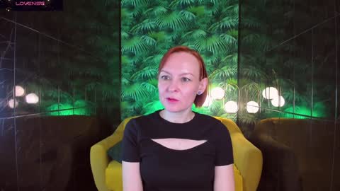 Snapshot of nika_gentle chatting on 12-25-24, 05:37 Nika online show from 12-25-24, 05:37