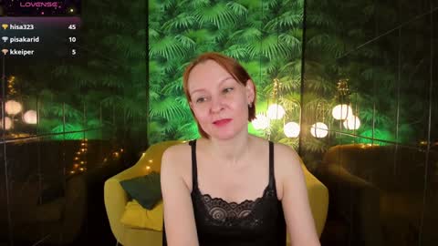 Snapshot of nika_gentle chatting on 01-05-25, 08:43 Nika online show from 01-05-25, 08:43