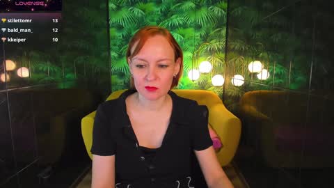 Snapshot of nika_gentle chatting on 01-08-25, 11:32 Nika online show from 01-08-25, 11:32