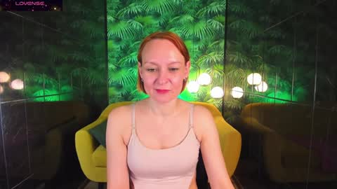 Snapshot of nika_gentle chatting on 01-11-25, 12:29 Nika online show from 01-11-25, 12:29