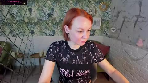Snapshot of nika_gentle chatting on 01-20-25, 05:59 Nika online show from 01-20-25, 05:59