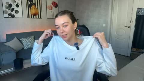Snapshot of nika_lodge_official chatting on 05-30-26, 01:08 Russian sweet baby online show from 05-30-26, 01:08