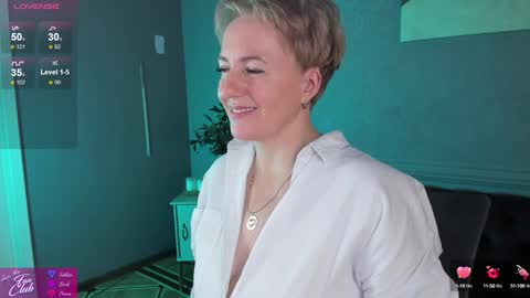 Snapshot of nika_smit chatting on 12-06-24, 02:38 Nika online show from 12-06-24, 02:38