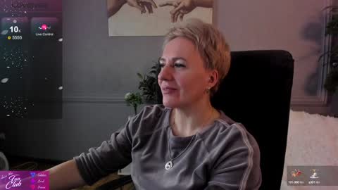 Snapshot of nika_smit chatting on 12-15-24, 09:45 Nika online show from 12-15-24, 09:45