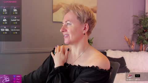 Snapshot of nika_smit chatting on 01-04-25, 11:33 Nika online show from 01-04-25, 11:33