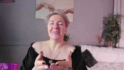 Snapshot of nika_smit chatting on 01-05-25, 11:26 Nika online show from 01-05-25, 11:26