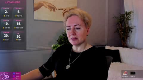 Snapshot of nika_smit chatting on 01-17-25, 10:00 Nika online show from 01-17-25, 10:00
