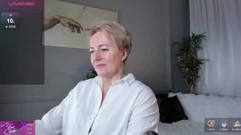 Snapshot of nika_smit chatting on 02-01-25, 12:26 Nika online show from 02-01-25, 12:26