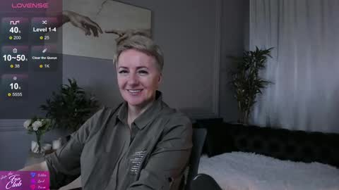 Snapshot of nika_smit chatting on 02-21-25, 09:45 Nika online show from 02-21-25, 09:45