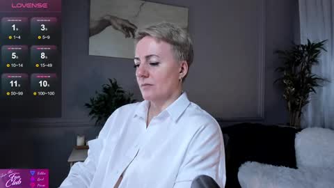 Snapshot of nika_smit chatting on 02-22-25, 08:18 Nika online show from 02-22-25, 08:18